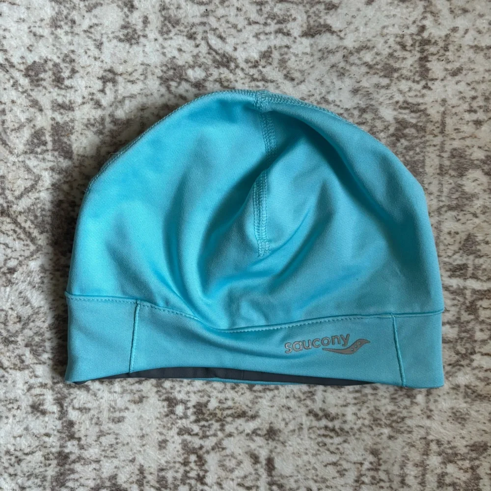 Saucony Bright Blue Running‎ Beanie with Ponytail Hole Workout Athletic Active
